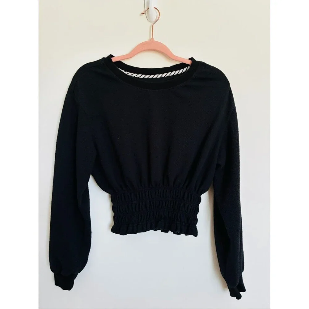 Anthropologie Maeve Black Long-Sleeve Cropped Sweatshirt with Smocked Waist smal